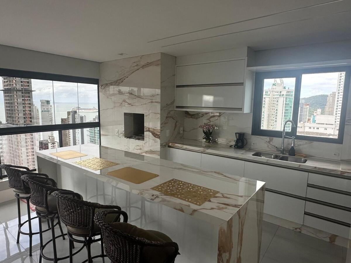Apartamento Apto Vista Mar 400m Balneario Camboriu